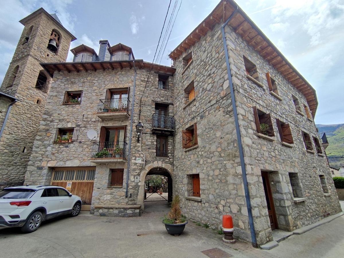 Vila Casa De La Marmota Eriste Exteriér fotografie